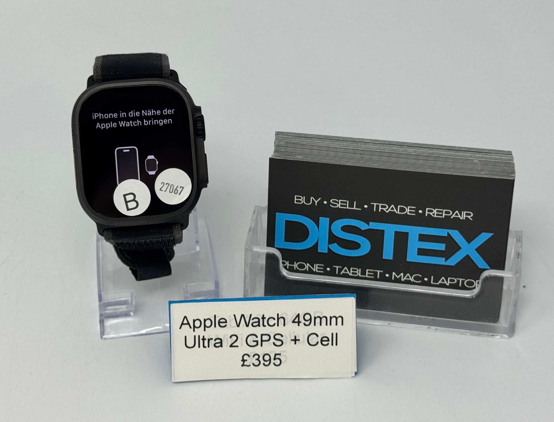 Apple Watch Ultra 2 49mm w/ Black Trail Loop GPS+Cellular Black Titanium (B) M27067