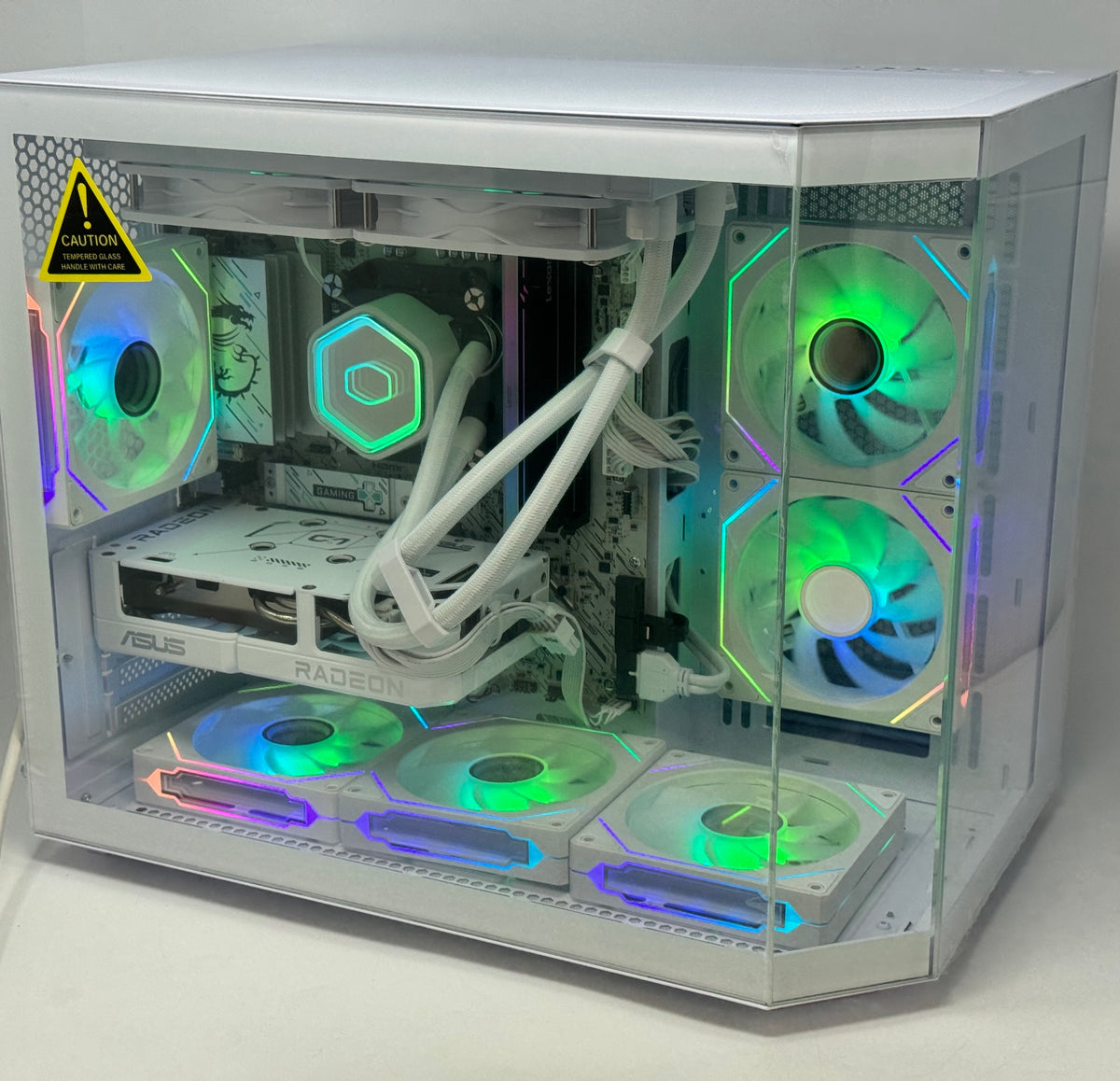 Gaming PC AMD Ryzen 5-7600X AMD RX 9060 XT 16GB DDR5 RAM 1TB SSD (B) M28153
