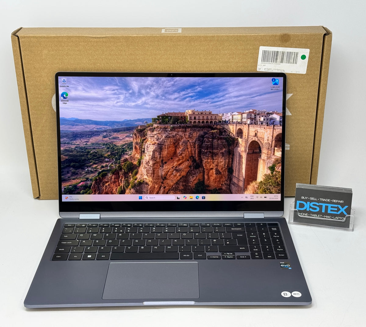 Samsung Book4 360 16" OLED Touchscreen Boxed 8GB RAM 256GB SSD Intel Core 5 Windows 11 (B) M28171