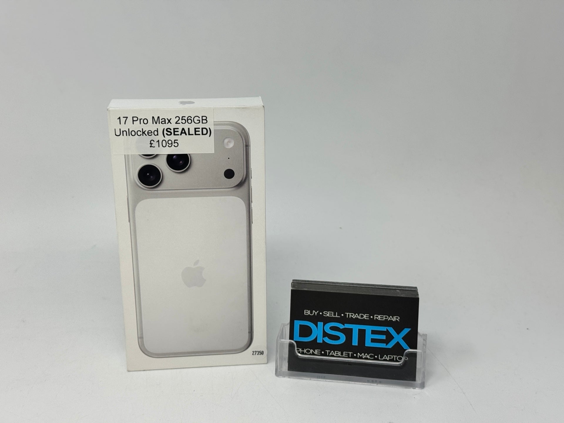 Apple iPhone 17 Pro Max 256GB Unlocked Silver (SEALED) M27350