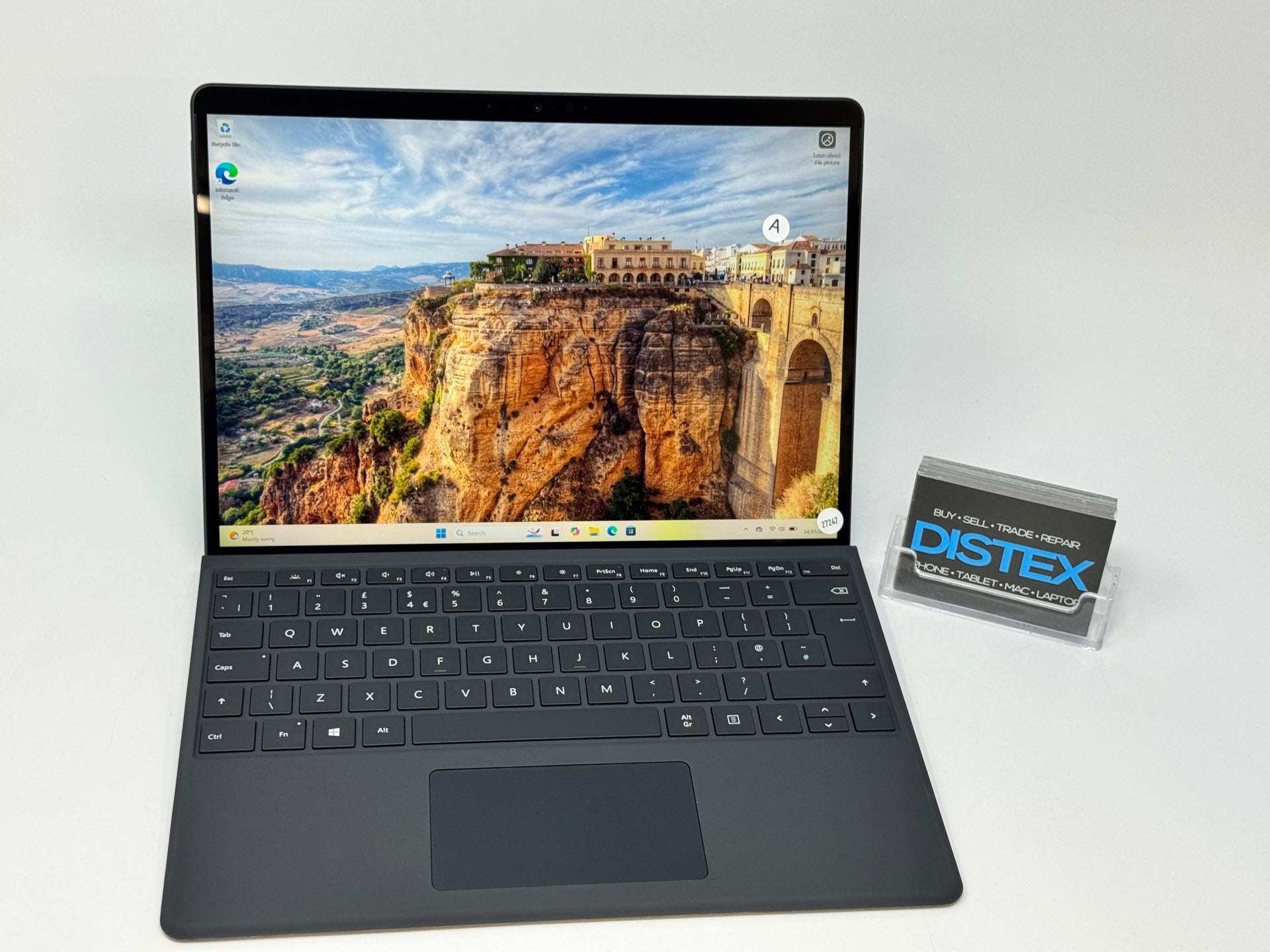 Microsoft Surface 8 Pro Intel Core i5-1135G7 8GB RAM 256GB SSD Windows 11 (A) M27247