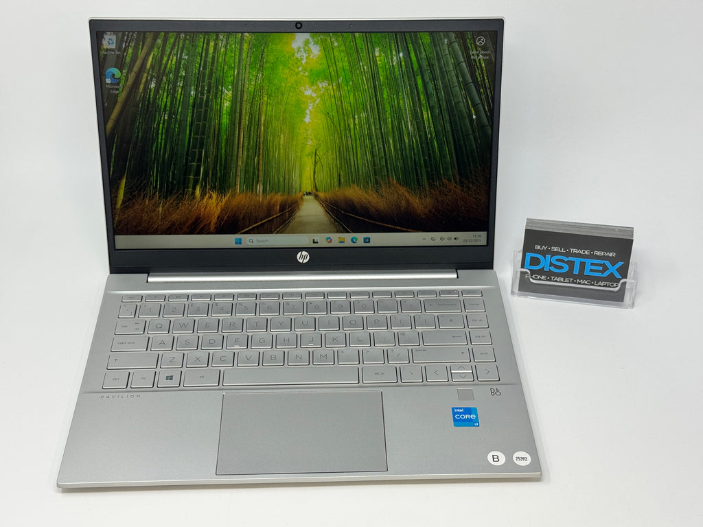 HP 14-dv0511 Intel Core i3-1115G4 8GB RAM 256GB SSD 14" Touchscreen Windows 11 (B) M25392