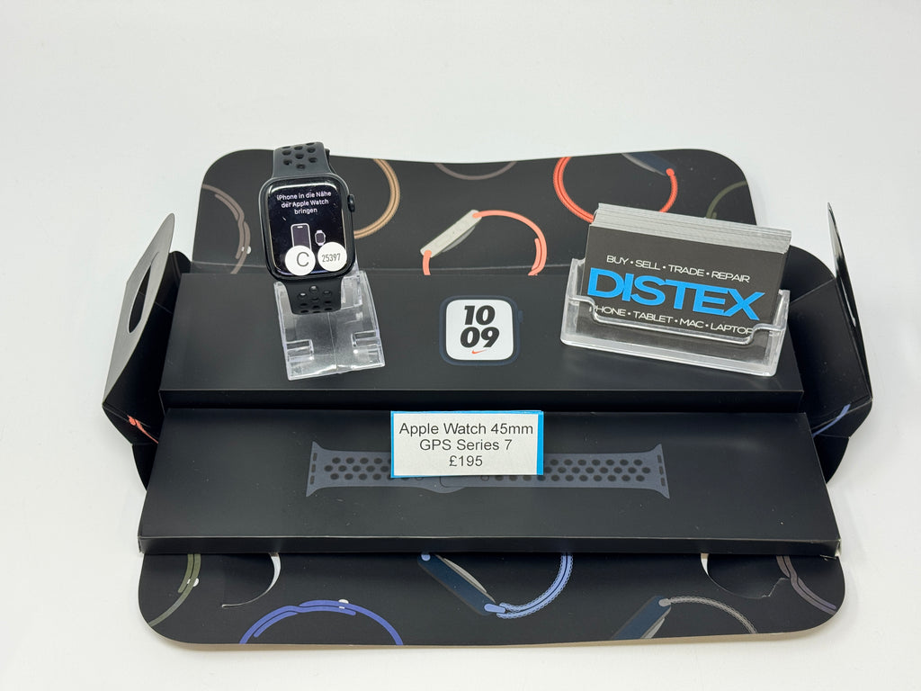 Apple Watch Series 7 45mm GPS Space Grey (C) M25397